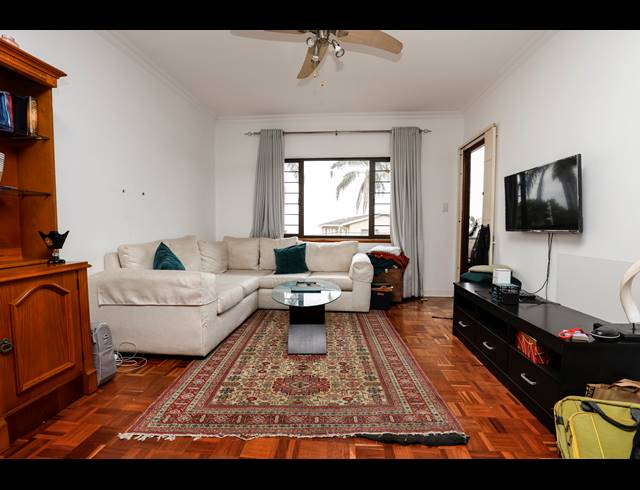 2 BEDROOM APARTMENT FOR SALE IN ESSENWOOD
